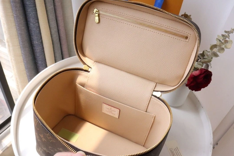 LX Cosmetic Bags Versatile 9180