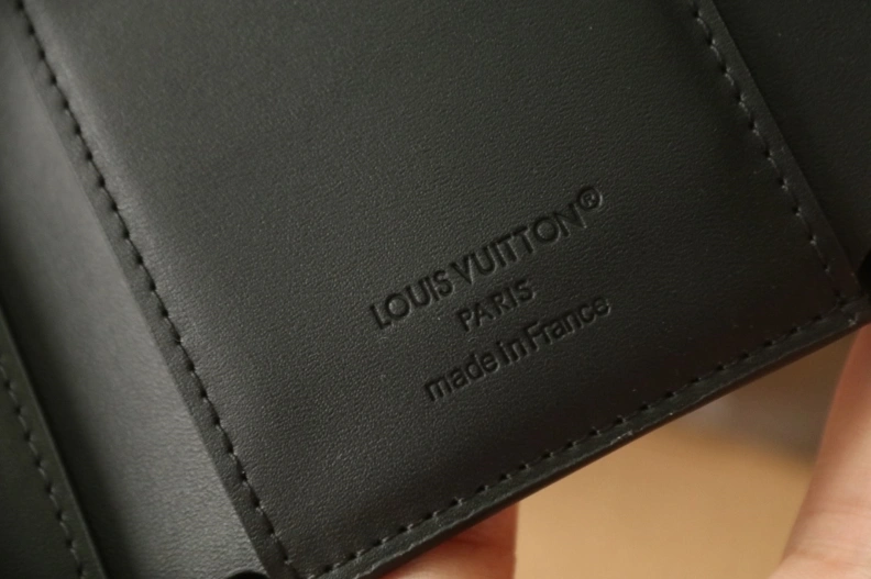LX Wallets Sophisticated 7910