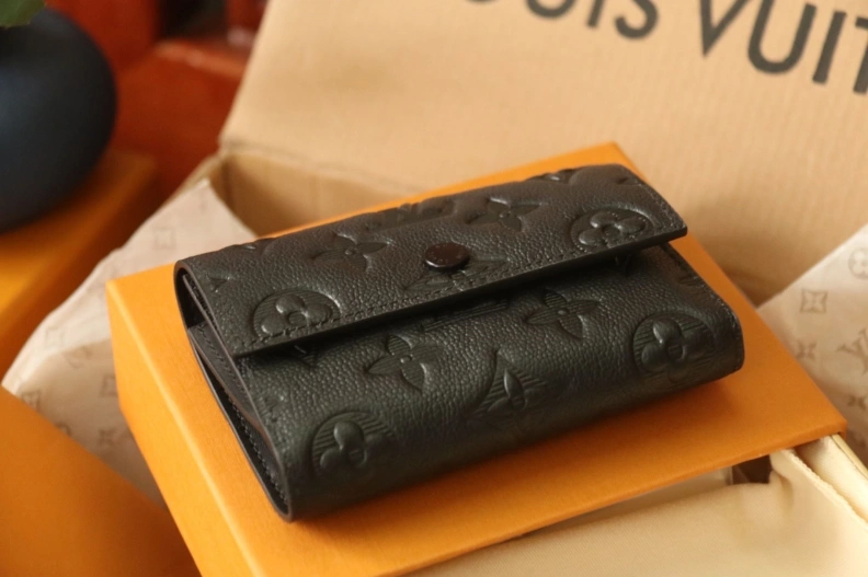 LX Wallets Sophisticated 7910