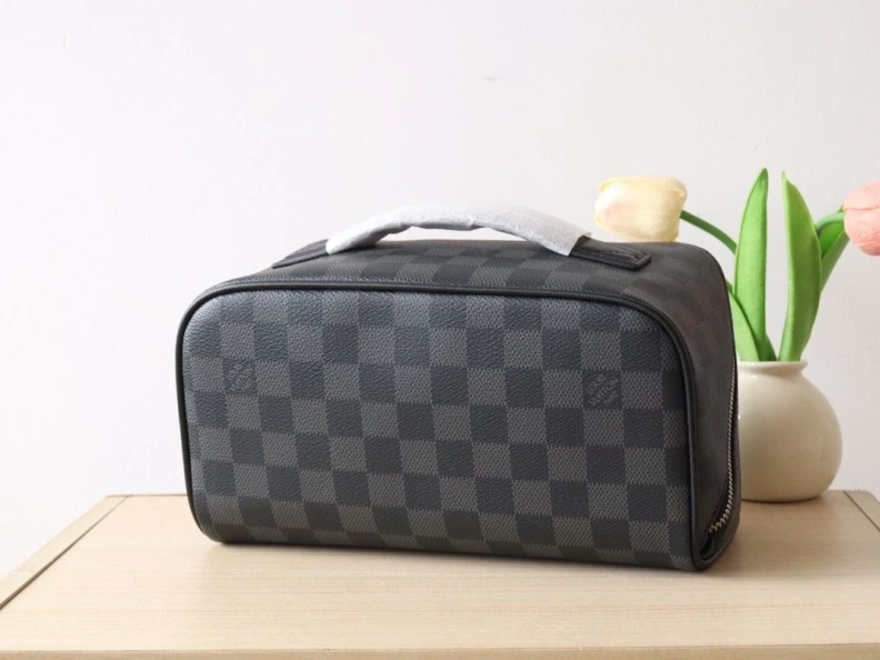 LX Cosmetic Bags Breathable 9189
