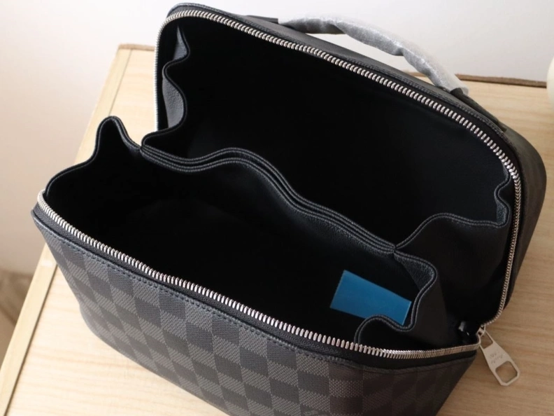 LX Cosmetic Bags Breathable 9189