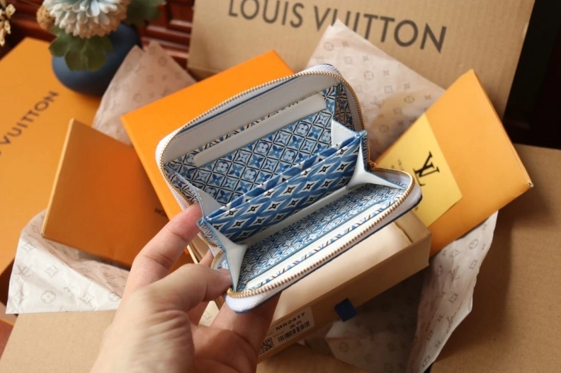 Bold LX Wallets 7905