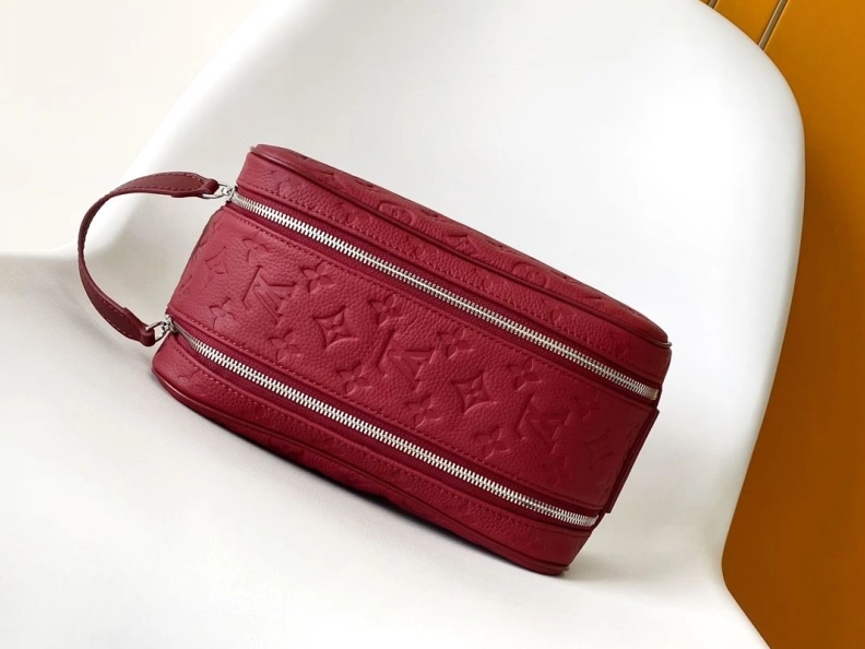 Durable LX Cosmetic Bags 9190