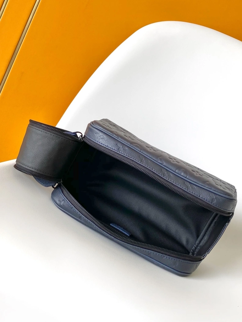 LX Cosmetic Bags EyeCatching 9174