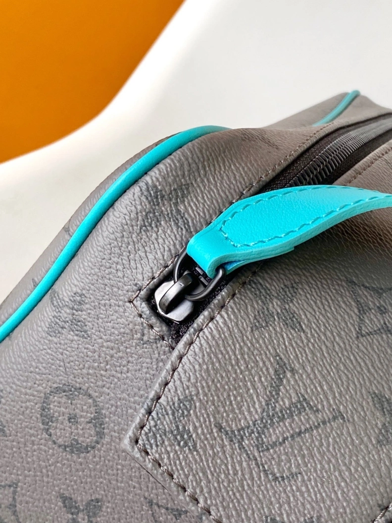 LX Cosmetic Bags Refined 9157