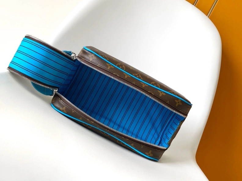 LX Cosmetic Bags Efficient 9159