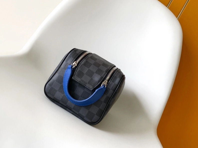LX Cosmetic Bags Efficient 9168