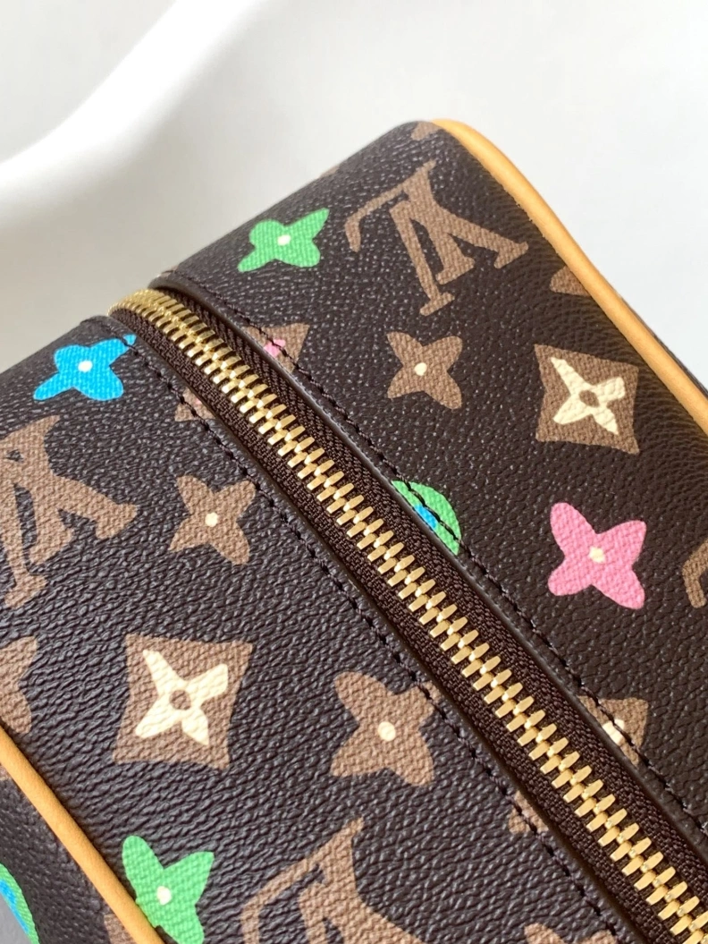 LX Cosmetic Bags Trendsetting 9162