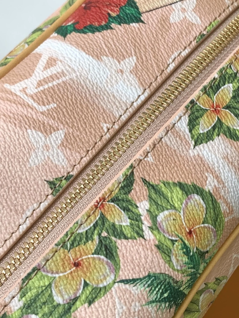 Refined LX Cosmetic Bags 9169