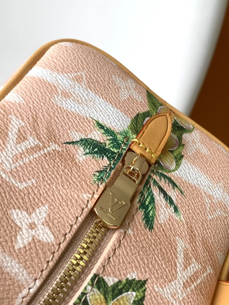 Refined LX Cosmetic Bags 9169