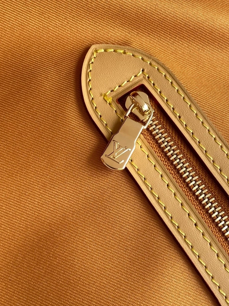 Timeless LX Travel Bags 8125