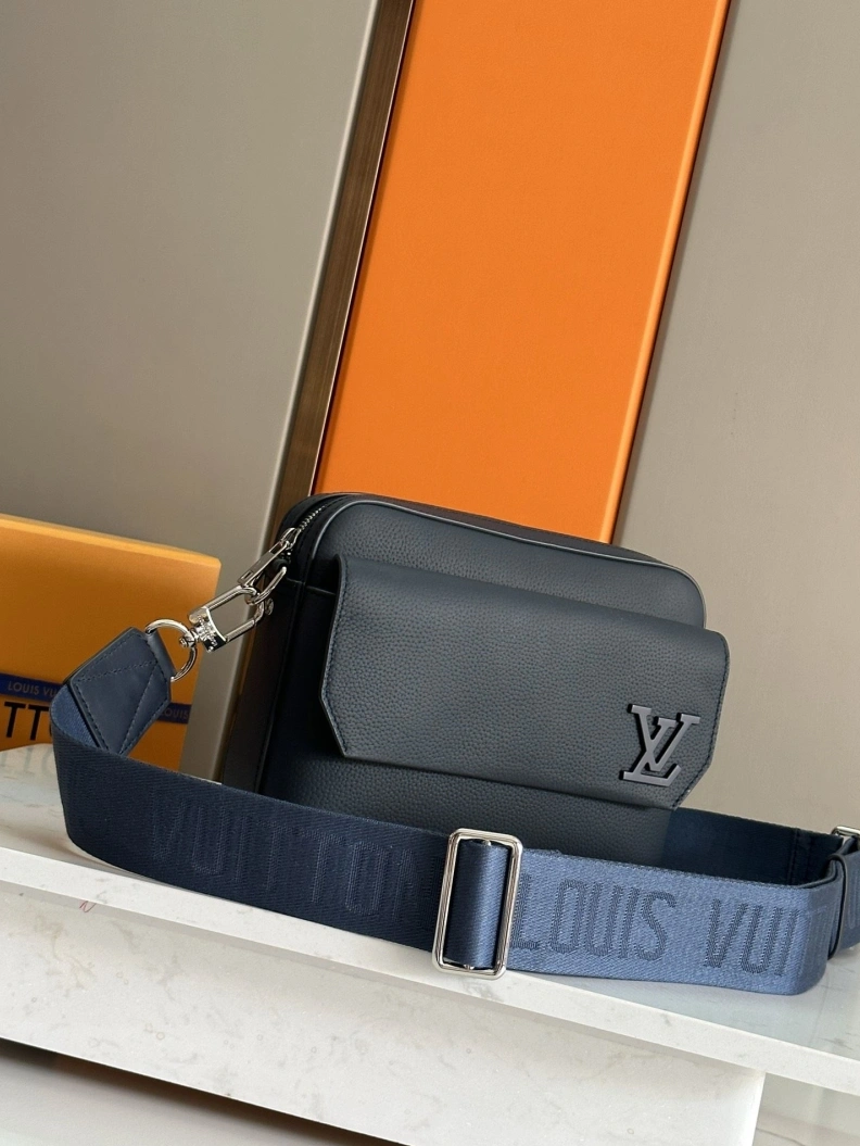 LX Satchel bags Refined 8780