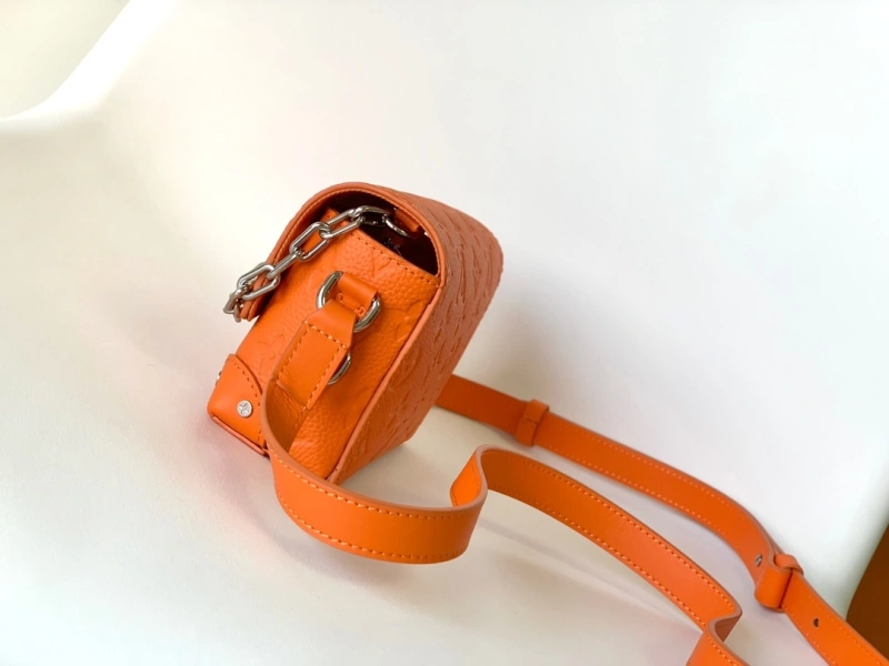 WellDesigned LX Satchel bags 22164