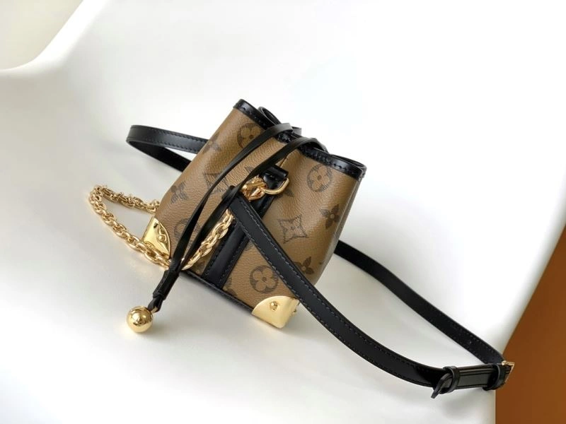 Classic LX Bucket Bags 22092