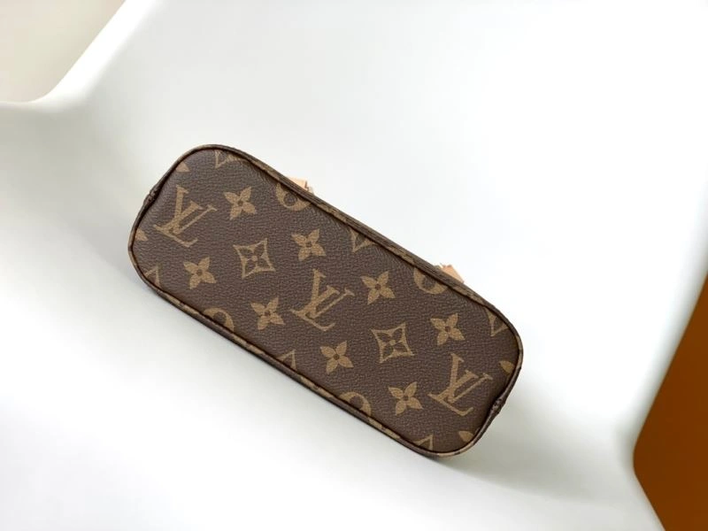 LX Top Handle Bags Bold 21932