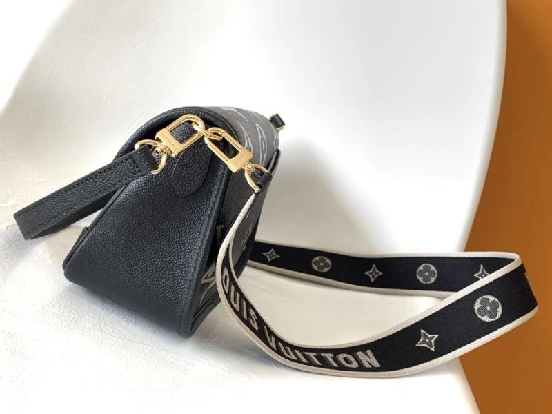 LX Satchel bags Trendy 22024