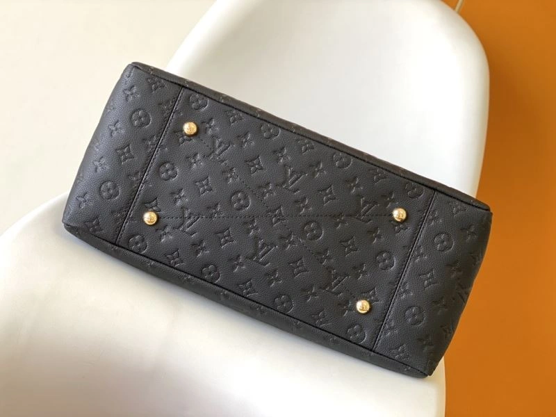Bold LX Clutch Bags 22074