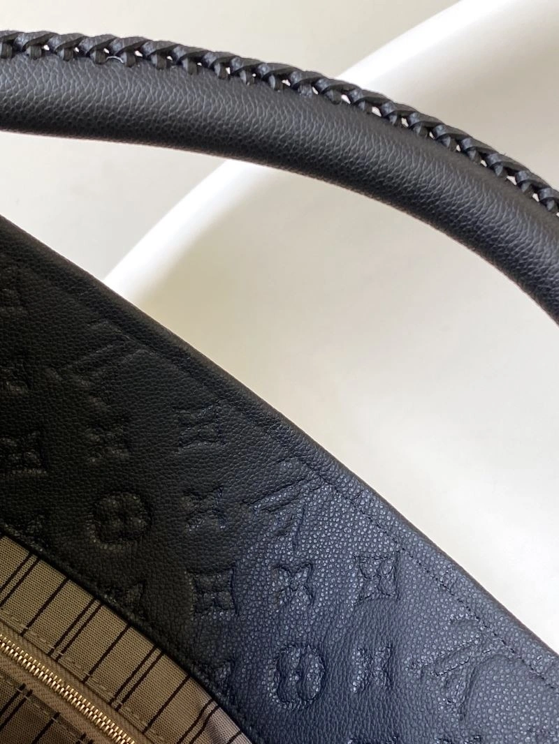 Bold LX Clutch Bags 22074
