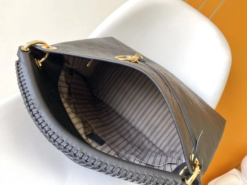 Bold LX Clutch Bags 22074
