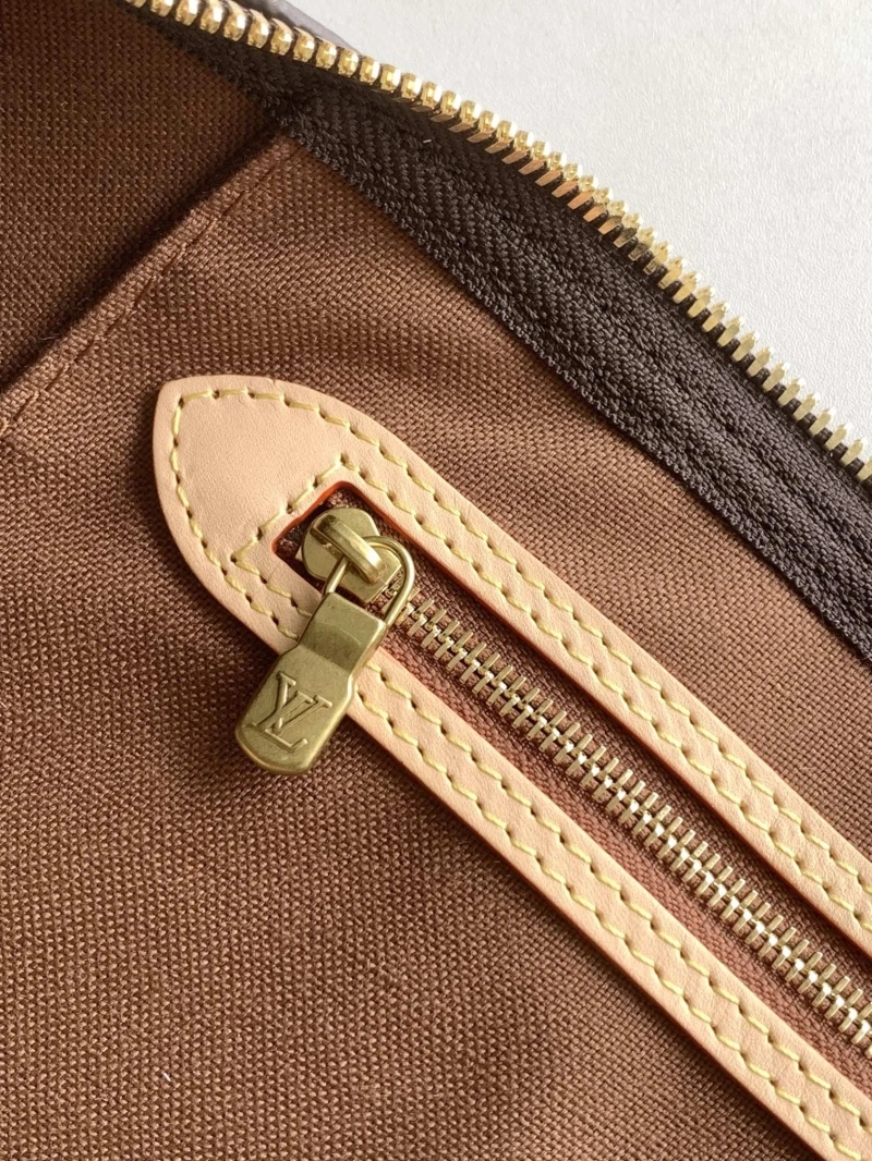 WellDesigned LX Travel Bags 24723