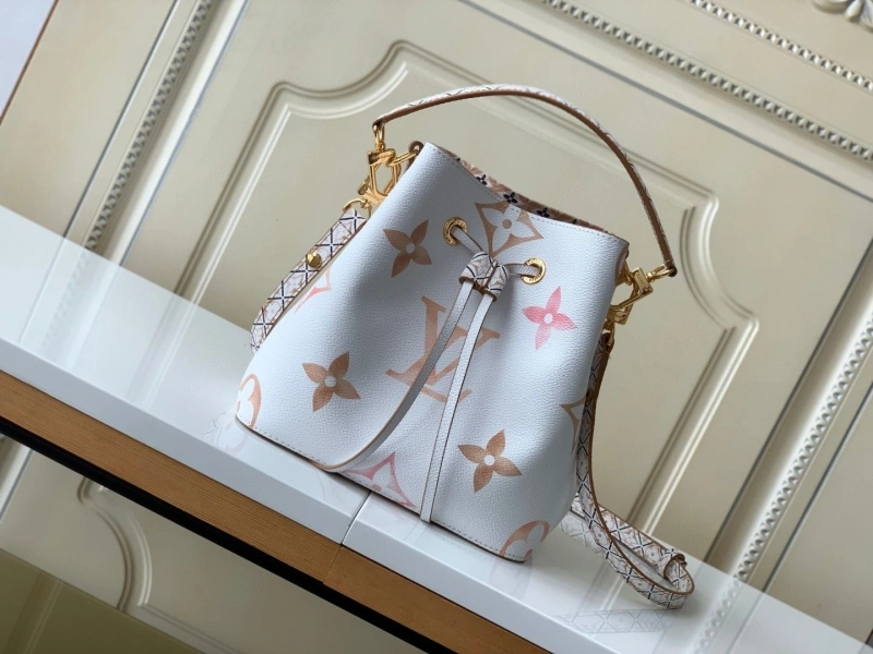 Elegant LX Bucket Bags 25405