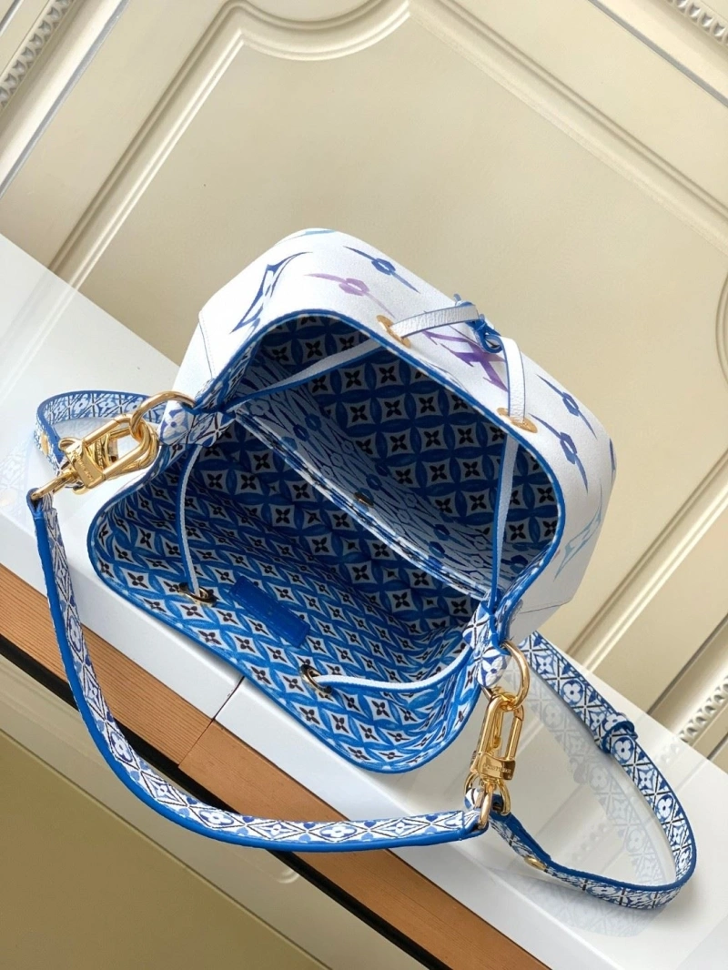 Bright LX Bucket Bags 25393
