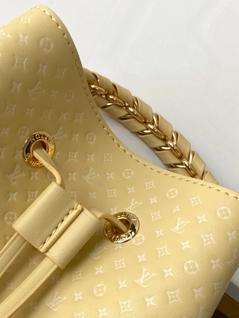 DailyWear LX Bucket Bags 25374