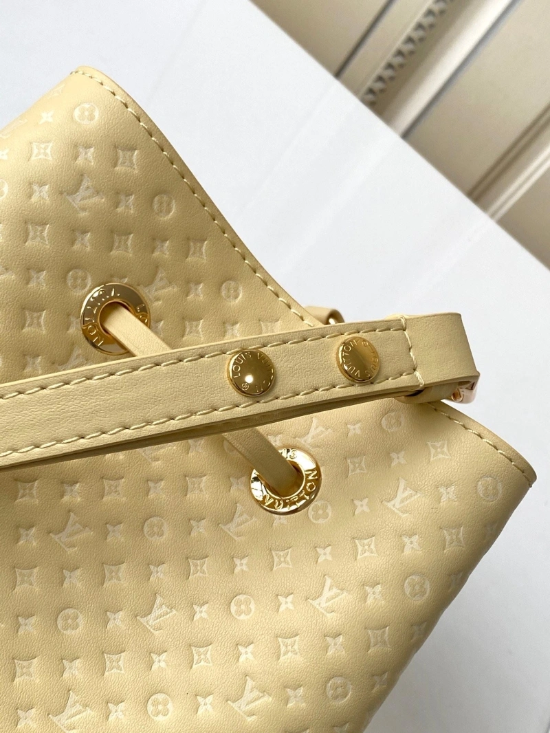 DailyWear LX Bucket Bags 25374