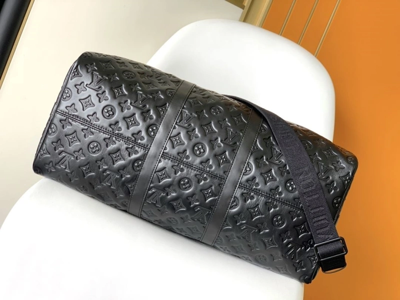 Comfortable LX Travel Bags 24706
