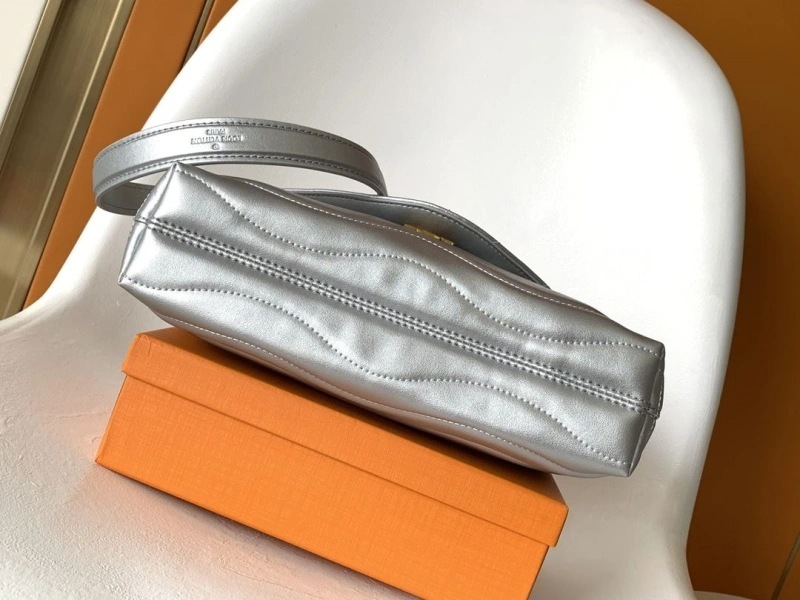 LX Satchel bags Efficient 25243