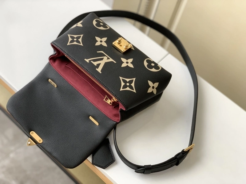 Cozy LX Top Handle Bags 24798