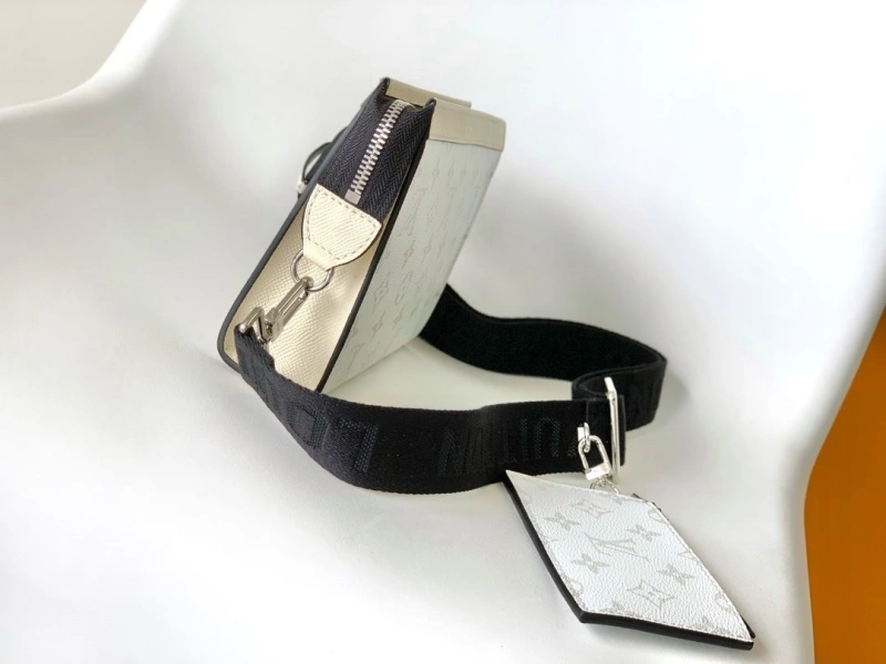 LX Satchel bags Lightweight 25207