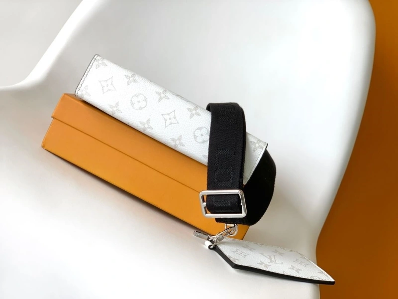 LX Satchel bags Lightweight 25207