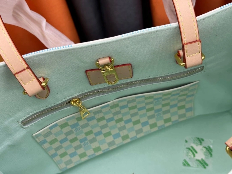 Versatile LX Shopping Bags 24991