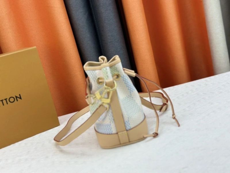 Flexible LX Bucket Bags 25384