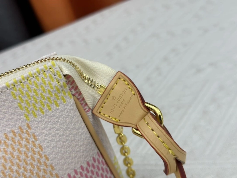 Versatile LX Satchel bags 25220