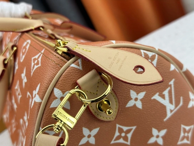 Trendy LX Travel Bags 24691