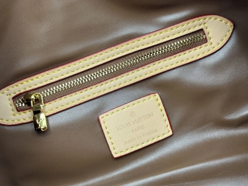 Trendy LX Travel Bags 24691