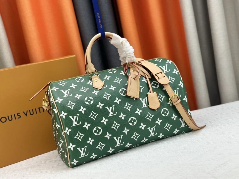 Comfortable LX Travel Bags 24700