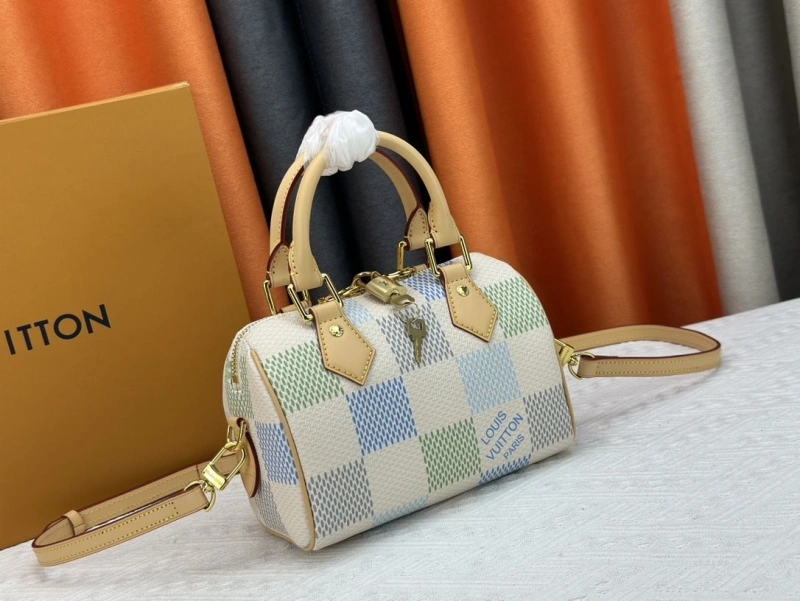 WellDesigned LX Speedy Bags 24852