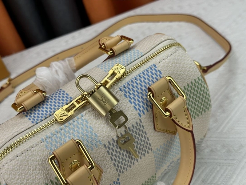 WellDesigned LX Speedy Bags 24852