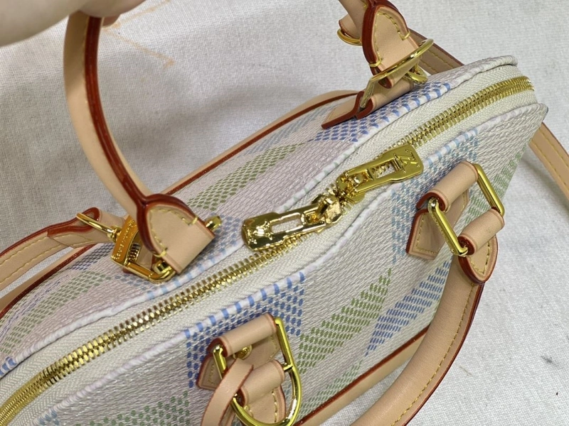 LX Top Handle Bags ModernLook 24778