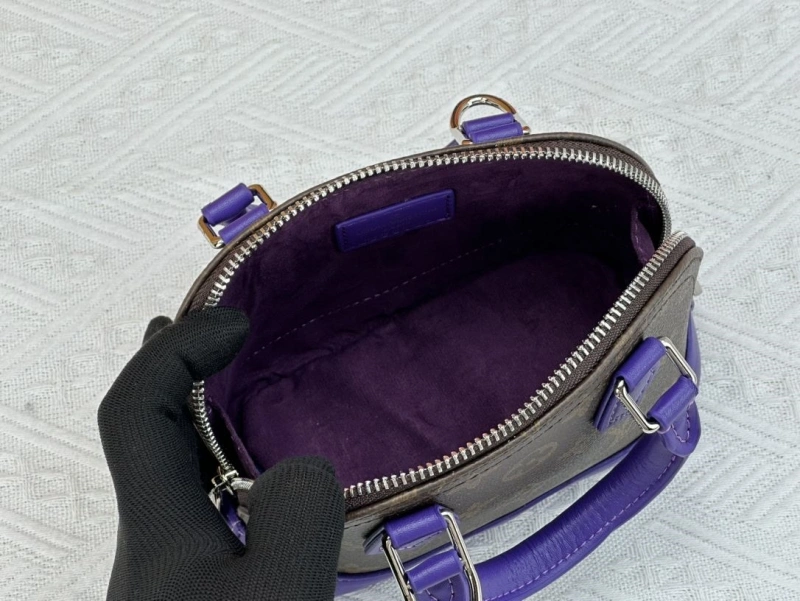 Reliable LX Top Handle Bags 24773