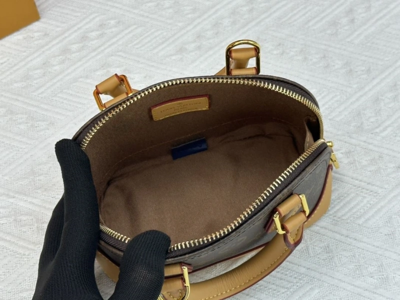 StreetReady LX Top Handle Bags 24766