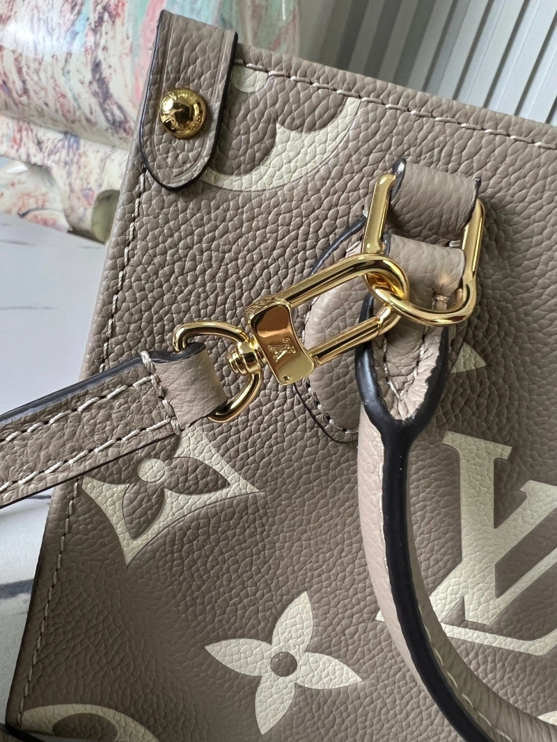 Versatile LX Shopping Bags 24976