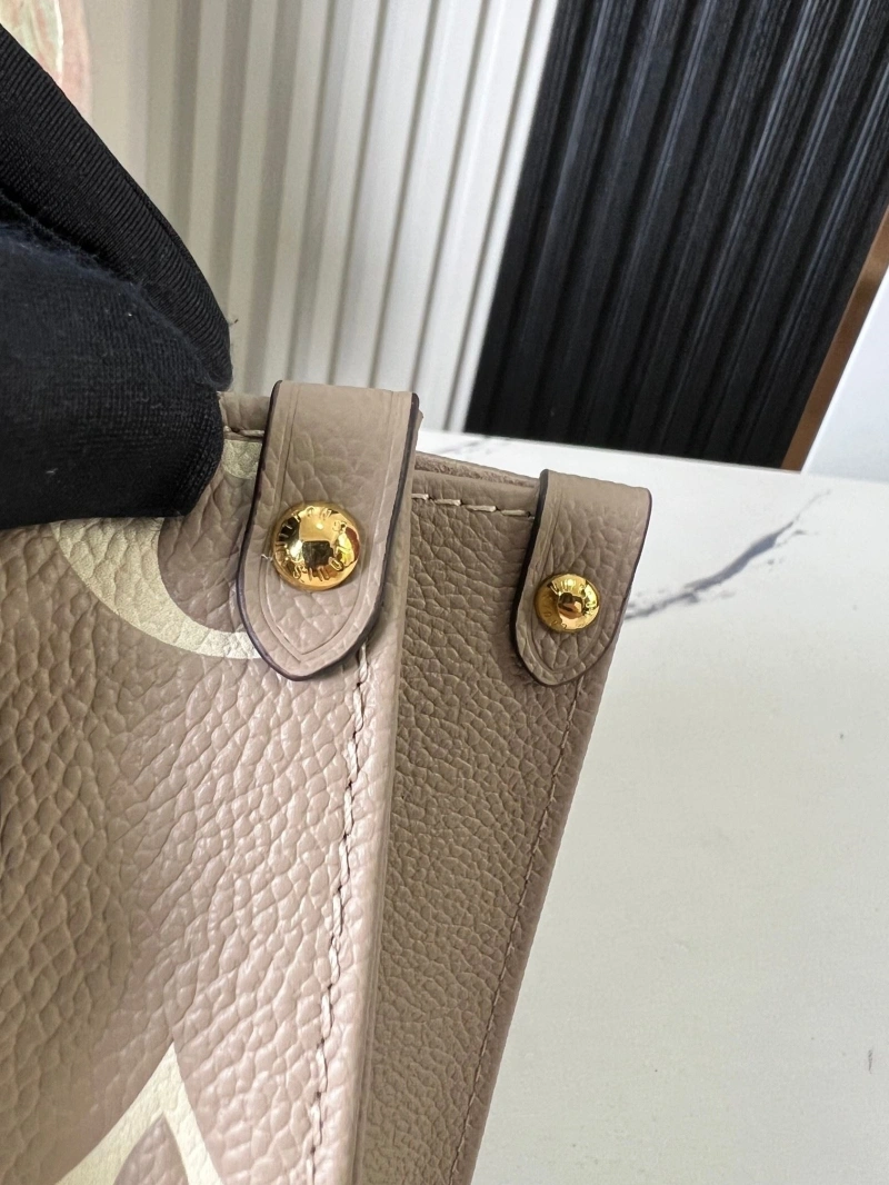 Versatile LX Shopping Bags 24976