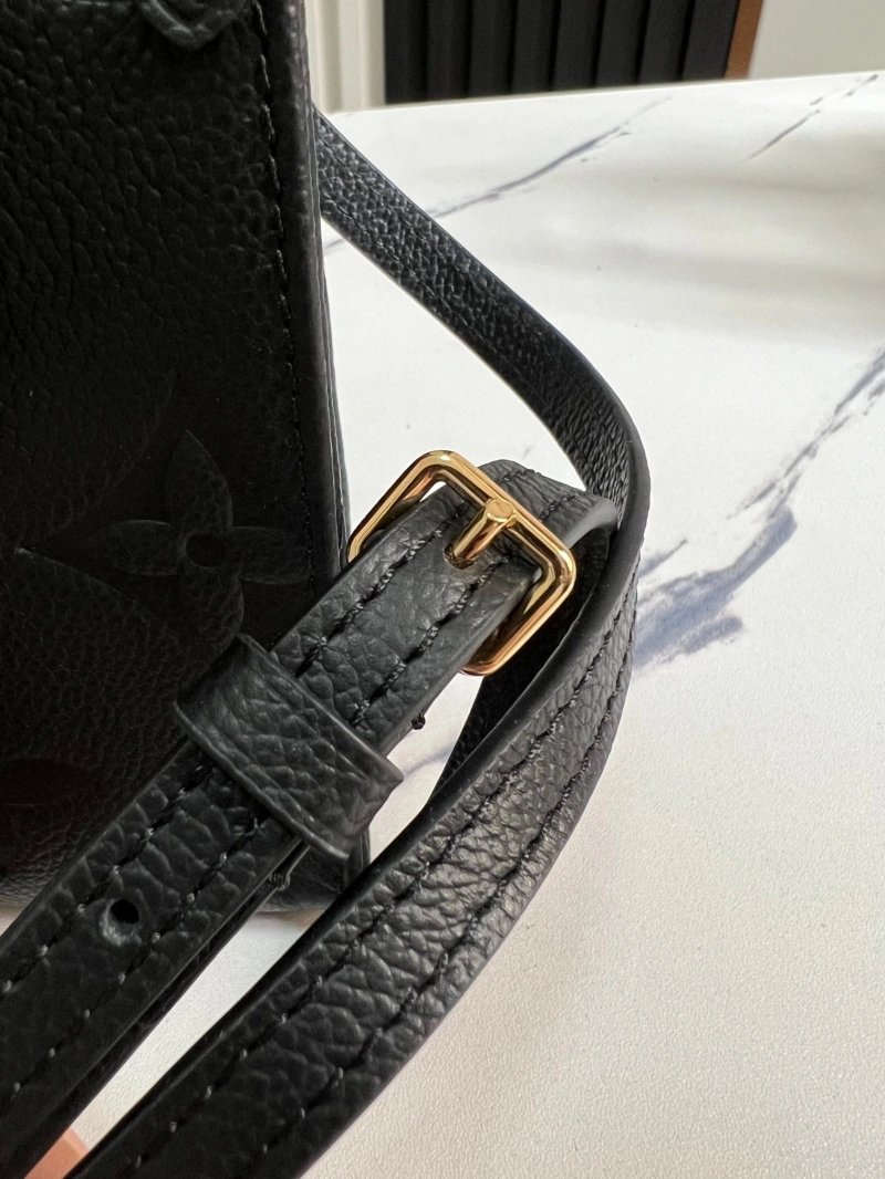 Lightweight LX Shopping Bags 24974