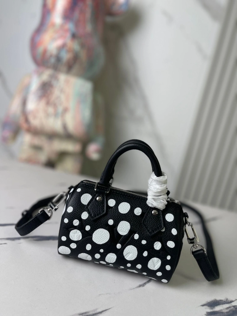 Comfortable LX Top Handle Bags 24759