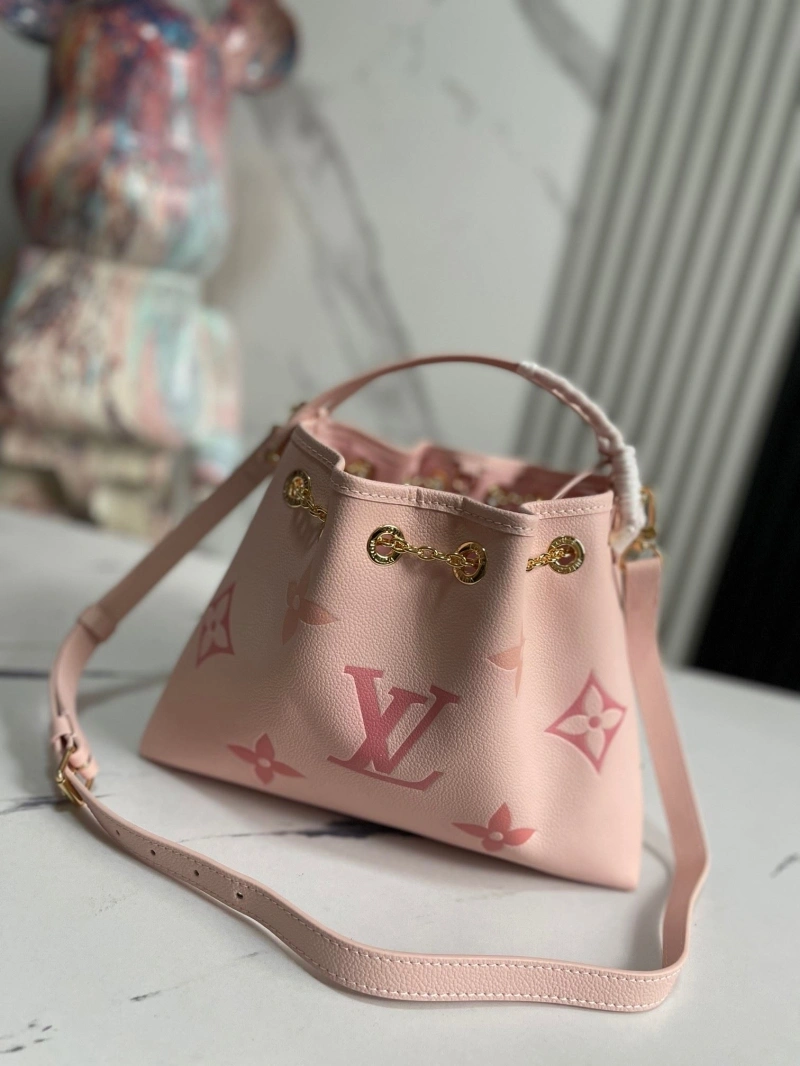 DailyWear LX Bucket Bags 25364