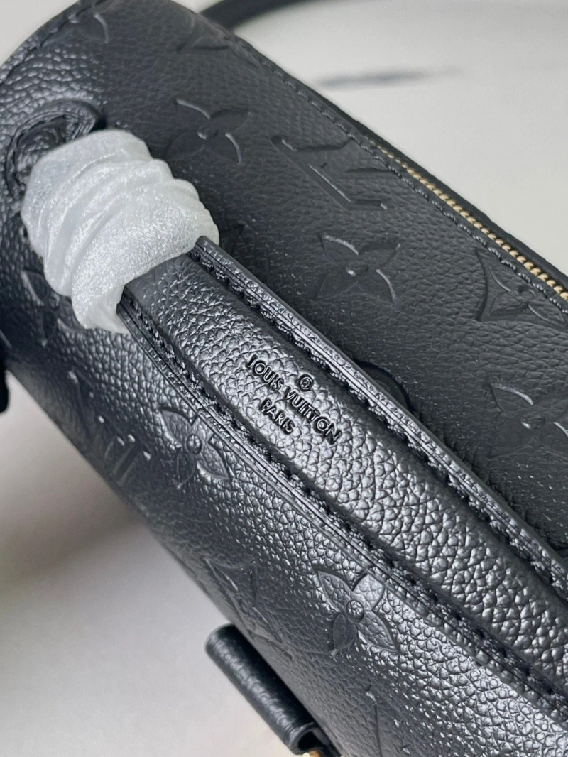 Soft LX Satchel bags 22218